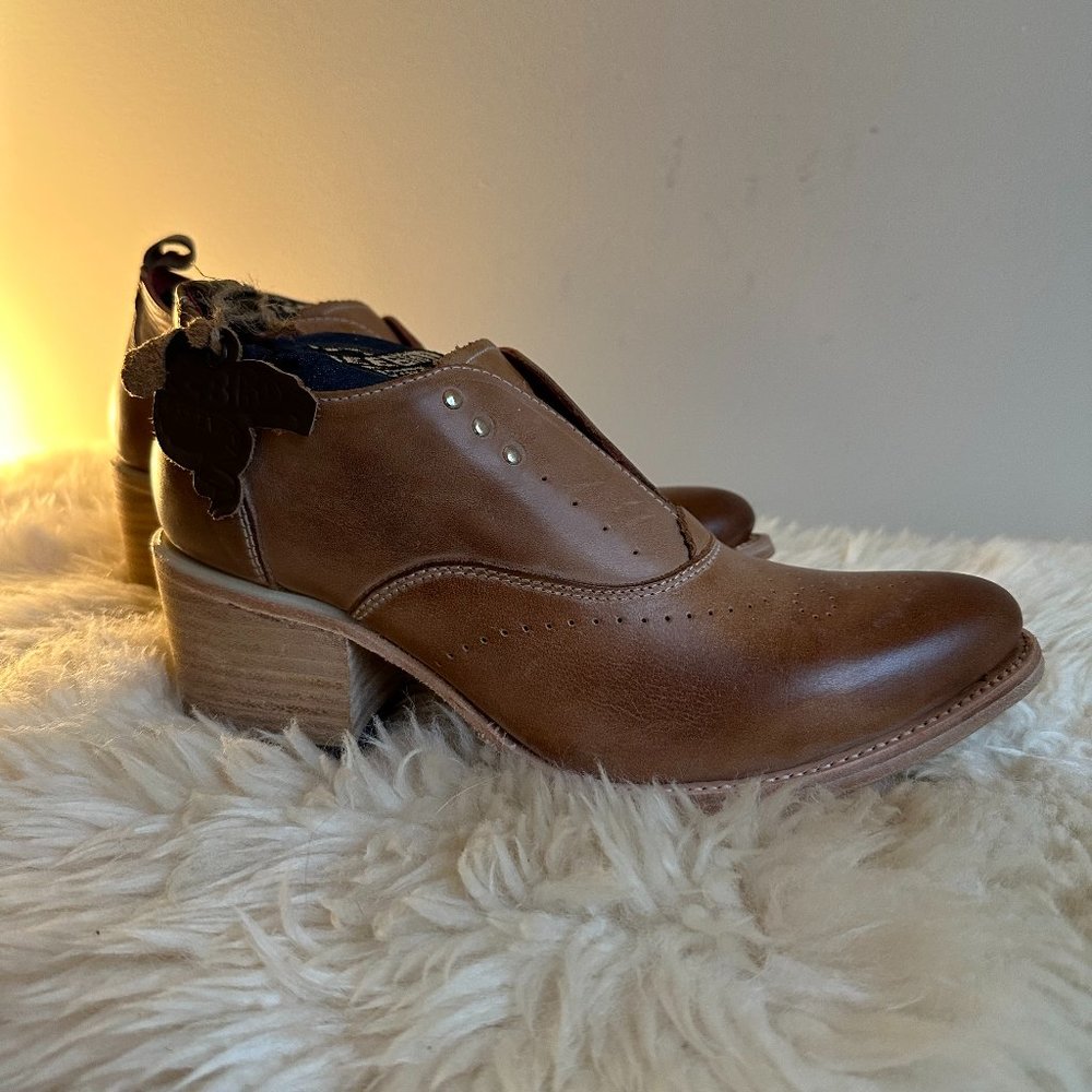 FREEBIRD by Steven Sadie Ankle Bootie Tan Size 9